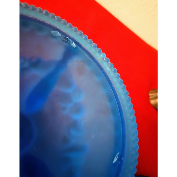 Westmoreland Blue Satin Glass Argonaut Shell Candy Dish - Picture 9 of 10